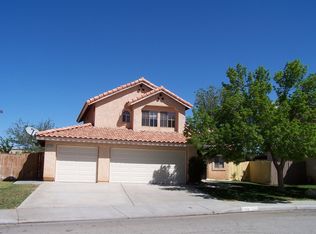 1041 E Avenue J3, Lancaster, CA 93535