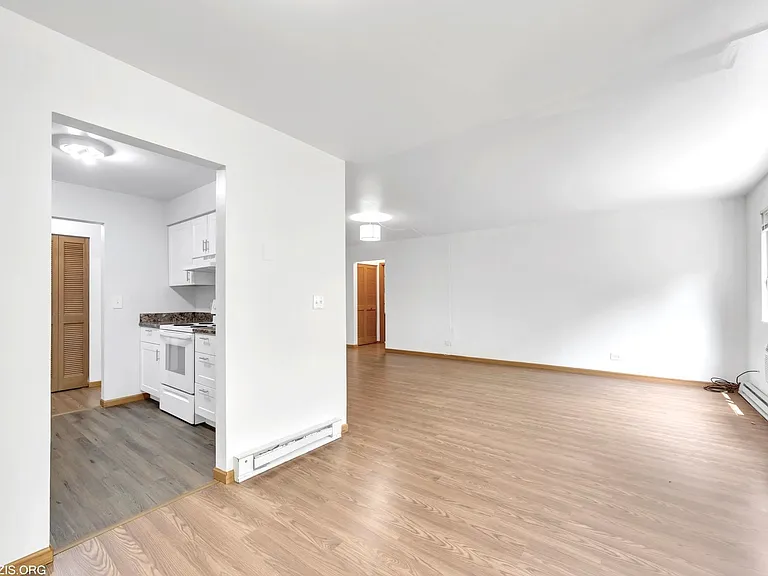 1156 Osterman Ave #B — Photo 3