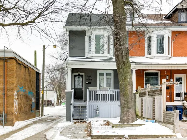 104 Leslie St E, Toronto, ON M4M 3C7