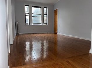31-63 33rd St #16, Astoria, NY 11106