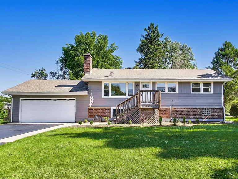 25378 W Park Ct — Photo 1