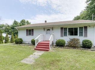 124 Peterson Rd, Palmer, MA 01069