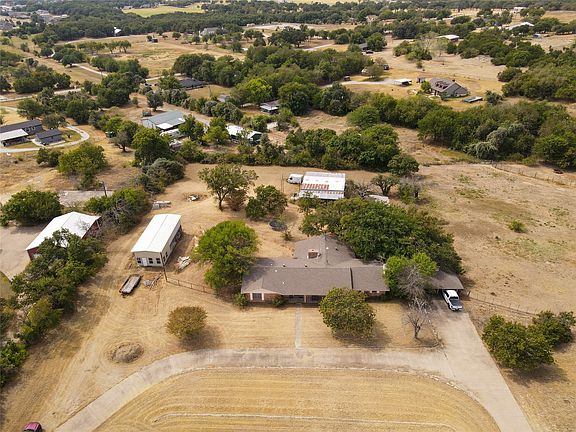 3rd image of 1401 Old Garner Rd
