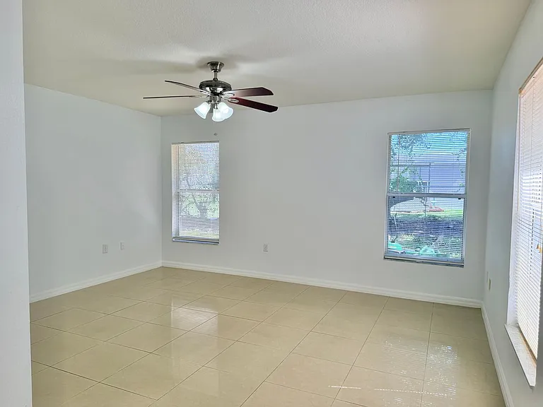 6759 Krenson Oaks Cir — Photo 11