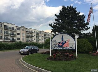 348 The Promenade, Edgewater, NJ 07020
