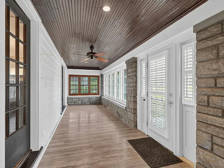 7325 Sutherland Ave — Photo 25