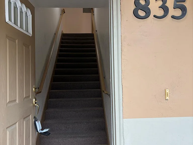 835 H St — Photo 5