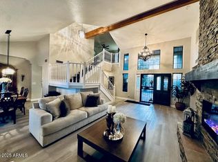 41 S Honeysuckle Ln, Gilbert, AZ 85296