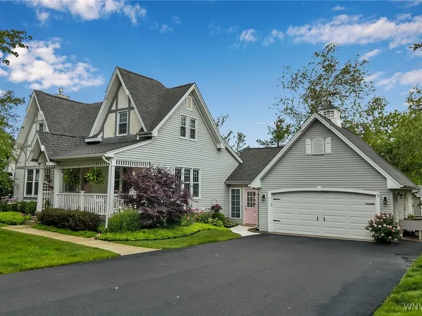 2846 Amsdell Rd, Hamburg, NY 14075