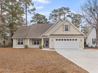 423 N Belvedere Dr, Hampstead, NC 28443