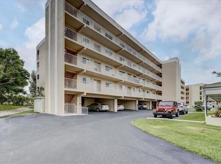 9461 Harbor Greens Way APT 203, Seminole, FL 33776