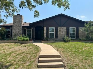 5261 Ragan Dr, The Colony, TX 75056