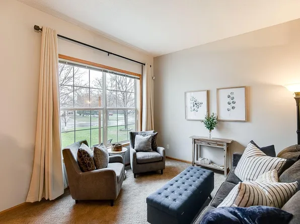 636 Heritage Trl, Jordan, MN 55352