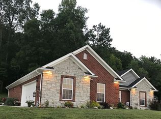 2689 Crescent Hill Dr NE, Corydon, IN