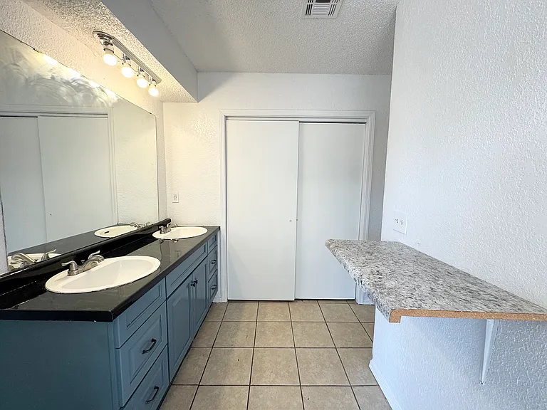 339 NW 119th St #339 — Photo 38
