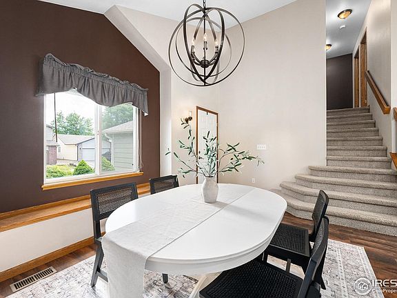 3rd image of 385 Sagewood Dr