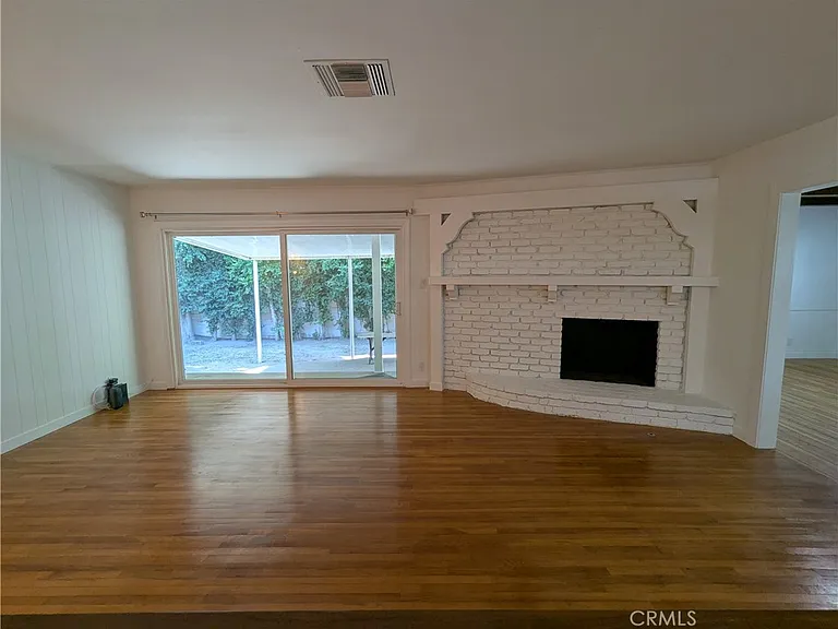 6829 McLennan Ave — Photo 5