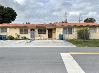 7201 SW 22nd St, Miami, FL 33155