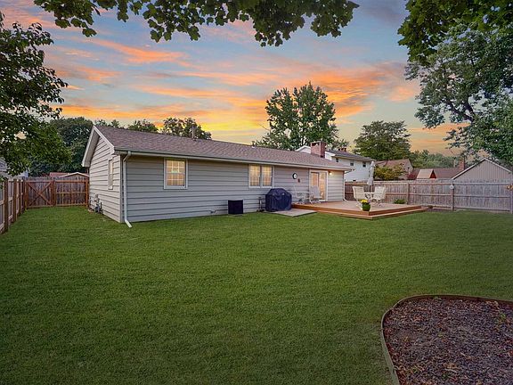 4th image of 4812 N Glen Ct