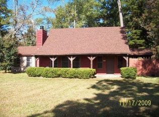 2732 Lost River Rd, Mobile, AL 36605