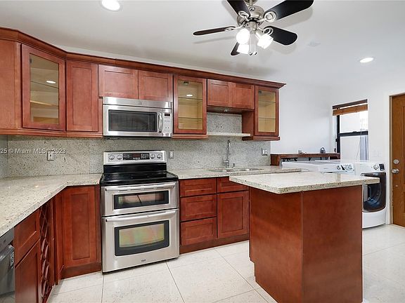 4th image of 3844 NE 167th St #0