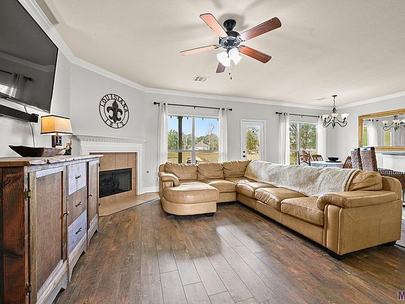 4th image of 9135 Highland Oaks Ave