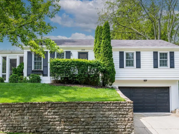 2889 Pineridge Ave, Cincinnati, OH 45208