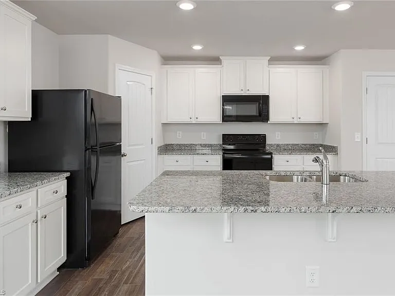 2106 Briar Run Dr — Photo 8