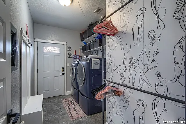 1002 W French Pl — Photo 11