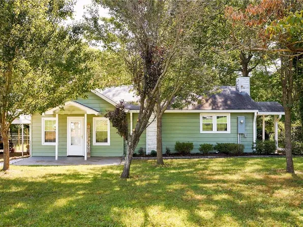 2707 Nelson Farm Rd, Greensboro, NC 27406