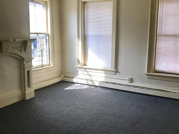 4th image of 87 Ann St