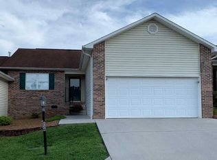 334 Executive Meadows Dr, Lenoir City, TN 37771