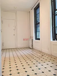Rented by Best Apartments North Inc