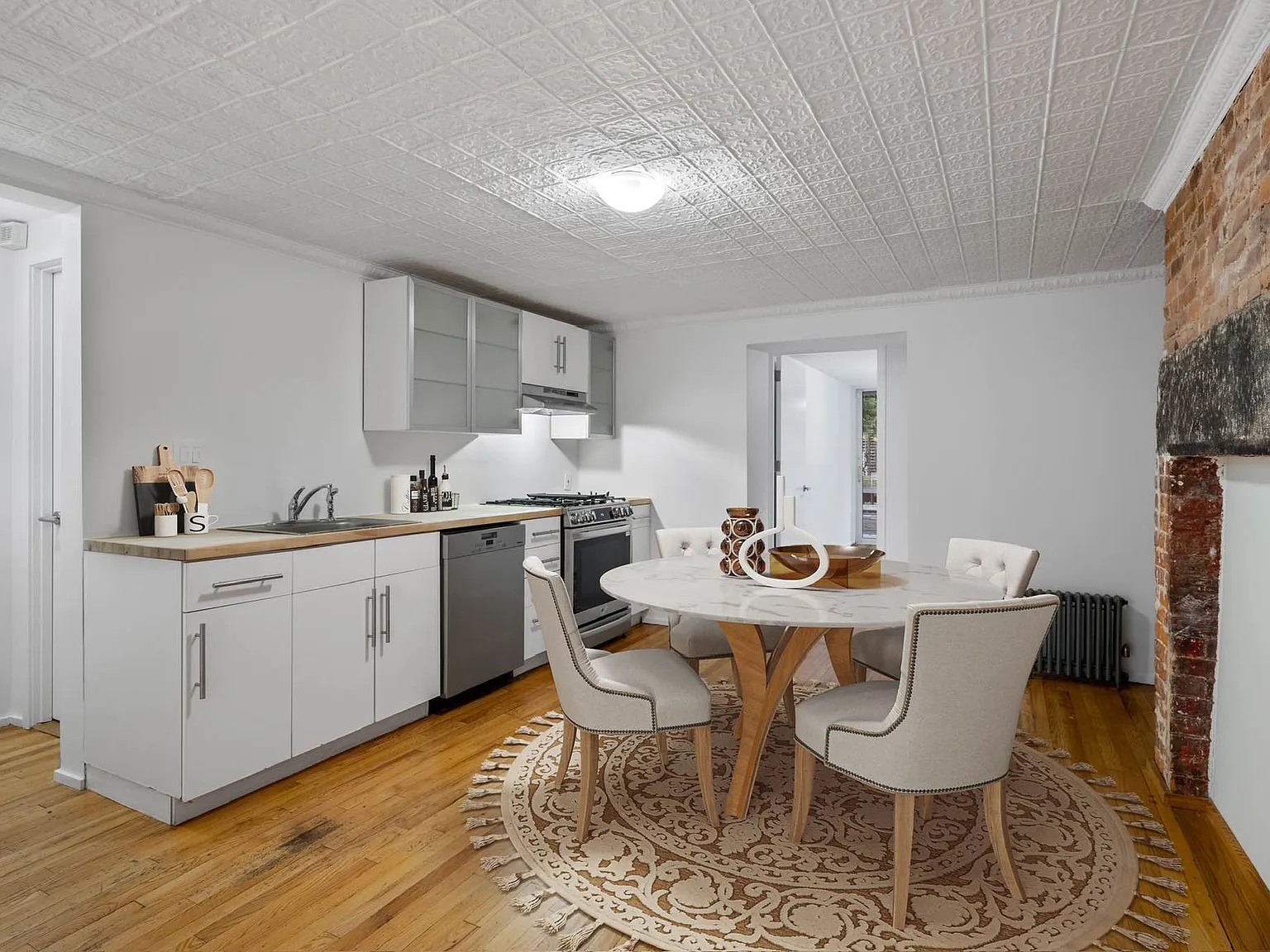 411 Sackett Street — Photo 4