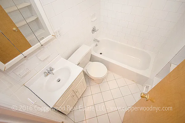 Rented by Copperwood Real Estate | media 28