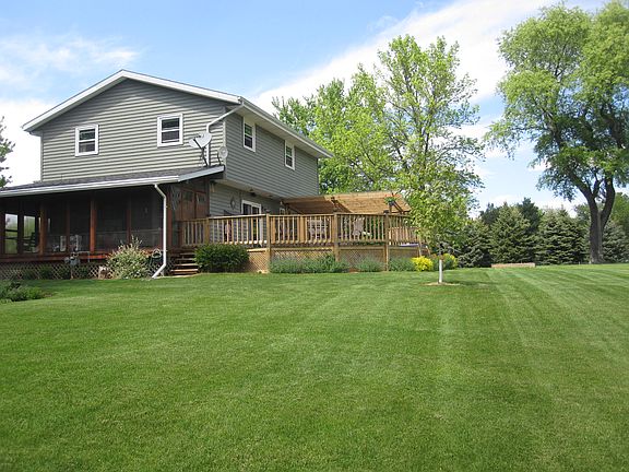 2nd image of 7766 N Honeysuckle Ln