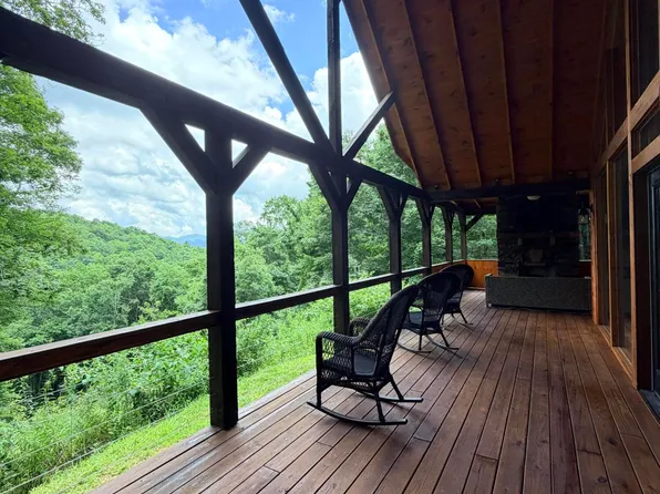 371 Black Bear Trail, Topton, NC 28781