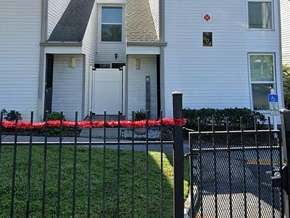 3rd image of 604 Haven Pl #604