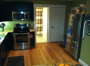 577 Pond Point Ave, Milford, CT 06460