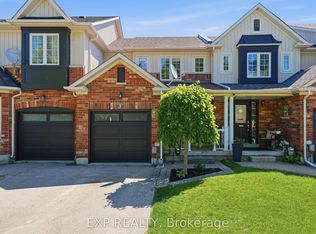 3 Battenberg Ct, East Gwillimbury, ON L0G 1M0