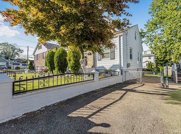 5th image of 39 Nile Street