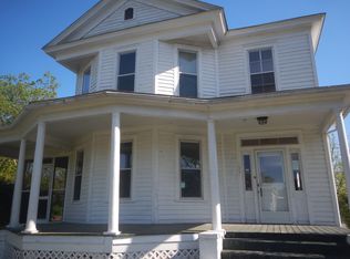 135 Elmwood Ave, Rowesville, SC 29133
