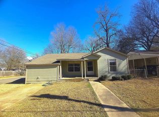 405 24th St SE, Paris, TX 75460