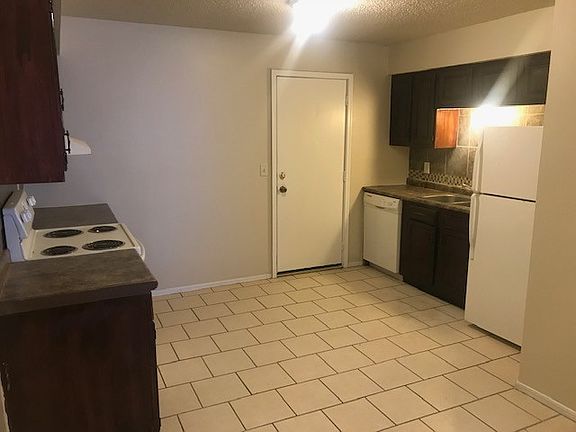 5th image of 613 N Betty Jo Dr APT B