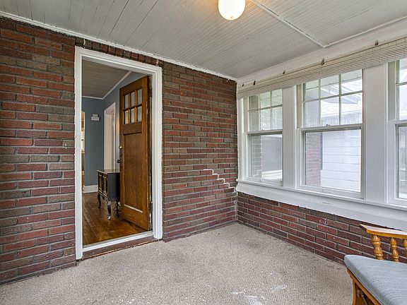 4th image of 3542 Avenue B