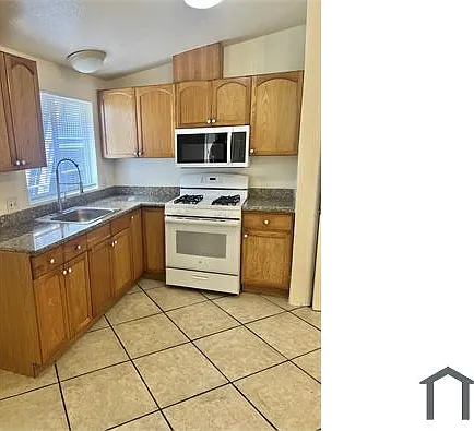 820 31st St #B — Photo 20