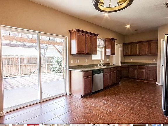 5th image of 2021 Hali Ln