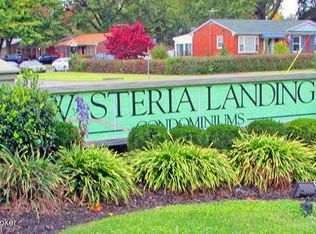 6300 Wisteria View Ln UNIT 104, Louisville, KY 40218