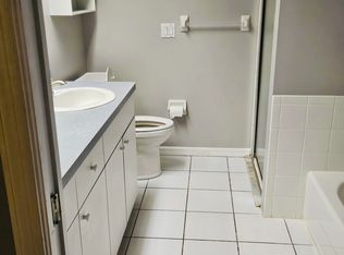318 SE 21st St, Cape Coral, FL 33990