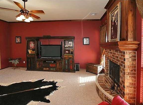 4th image of 14901 Bette Ln